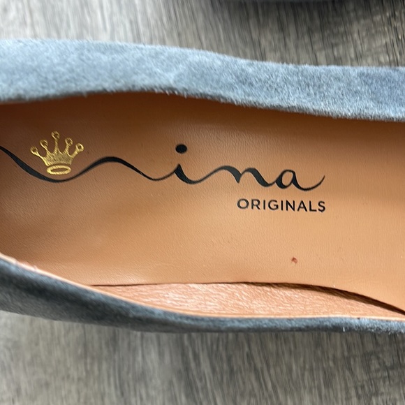 Shoes - Picture 5 of 6